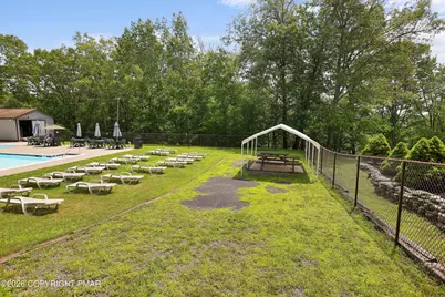  1095 Deer Run, Bushkill, PA 18324 - Photo 40