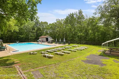  1095 Deer Run, Bushkill, PA 18324 - Photo 38