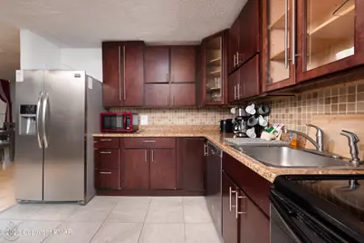  557 Lakeside Drive, East Stroudsburg, PA 18301 - Photo 14