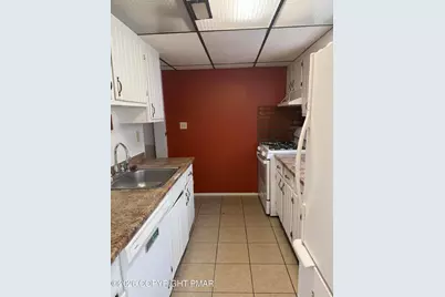  16 Spring Lane #16, East Stroudsburg, PA 18301 - Photo 2