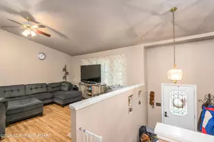 203 Beechwood Ln, Bath, PA 18014 - Photo 4