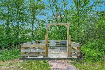  221 Marsh Way, Effort, PA 18330 - Photo 6