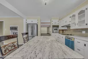 221 Marsh Way, Effort, PA 18330 - Photo 12