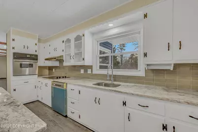  221 Marsh Way, Effort, PA 18330 - Photo 18