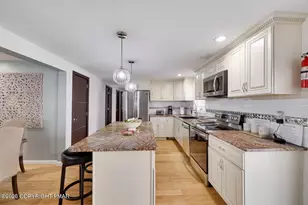 143 Britt Ct, Cresco, PA 18326 - Photo 4