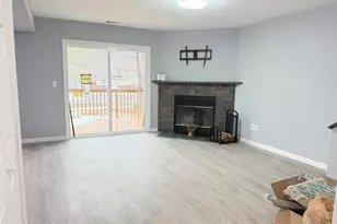 3314 Windermere Dr, Bushkill, PA 18324 - Photo 2