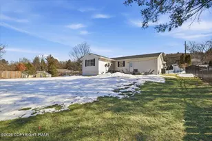 784 Sunset Ln, Stroudsburg, PA 18360 - Photo 8