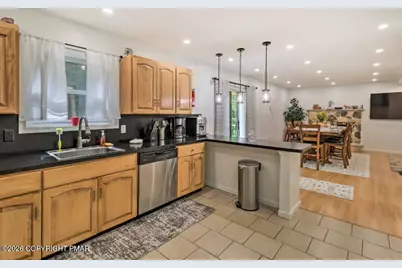  415 Alter Avenue #415, Pocono Summit, PA 18346 - Photo 6