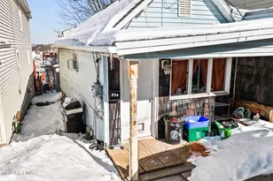 326 Center St, Wilkes Barre, PA 18702 - Photo 4