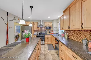 6253 Paradise Valley Rd, Cresco, PA 18326 - Photo 12