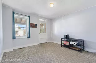 442 Franklin St, Alburtis, PA 18011 - Photo 8