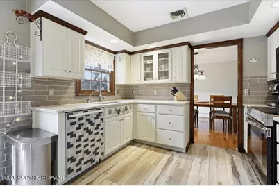  128 Stoneleigh Drive, East Stroudsburg, PA 18301 - Photo 24