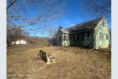  242 Norma Lane, Sciota, PA 18354 - Photo 6