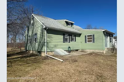  242 Norma Lane, Sciota, PA 18354 - Photo 4