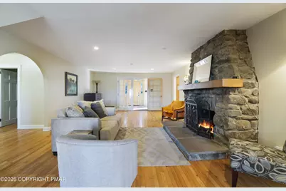  2135 Laurel Lane, Buck Hill Falls, PA 18323 - Photo 4