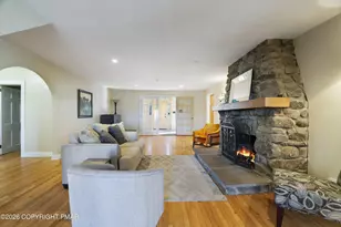 2135 Laurel Ln, Buck Hill Falls, PA 18323 - Photo 4