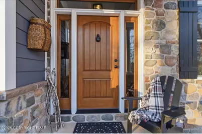  333 Sunset Avenue, Pocono Summit, PA 18346 - Photo 8