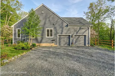  333 Sunset Avenue, Pocono Manor, PA 18349 - Photo 34