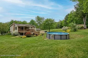 533 Rolling Pines Dr, Saylorsburg, PA 18353 - Photo 2