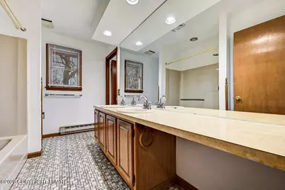  107 Cindy Court, East Stroudsburg, PA 18301 - Photo 24