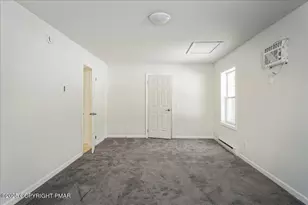 2460 Winding Way, Tobyhanna, PA 18466 - Photo 10