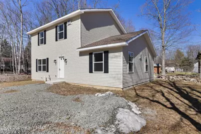  776 Country Place Drive, Tobyhanna, PA 18466 - Photo 26