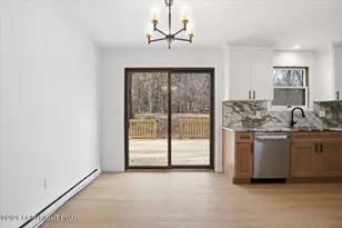 142 Towering Ct, Saylorsburg, PA 18353 - Photo 10