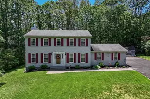 9 Cobblewood Dr, Mount Pocono, PA 18344 - Photo 1