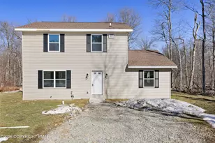 9149 Brandywine Dr, Tobyhanna, PA 18466 - Photo 1
