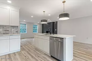 2704 Starlight Terrace, Tobyhanna, PA 18466 - Photo 18