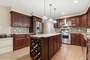 351 Autumn Ln, East Stroudsburg, PA 18301 - Photo 18