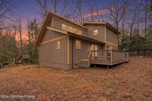 81 Split Rock Rd, Lake Harmony, PA 18624 - Photo 1