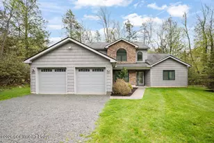 2236 Hillcrest Dr, Pocono Pines, PA 18350 - Photo 1