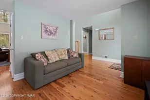 2236 Hillcrest Dr, Pocono Pines, PA 18350 - Photo 10