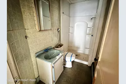  531 Peacock Street, Pottsville, PA 17901 - Photo 18