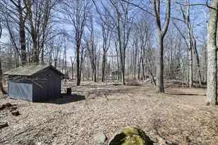 257 Farmers Ln, Pocono Lake, PA 18347 - Photo 26