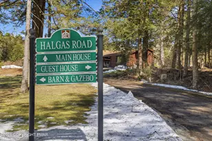 158 Halgas Ln, Pocono Pines, PA 18350 - Photo 2