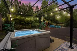 215 President Coolidge Pl, Henryville, PA 18332 - Photo 8