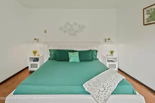 318 Mountain Top Lake Rd, Long Pond, PA 18334 - Photo 10