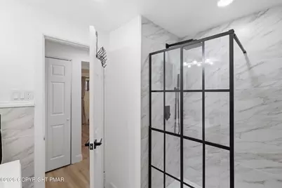  2398 Woodcrest Drive, East Stroudsburg, PA 18302 - Photo 24