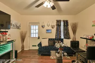 912 Spruce St, Easton, PA 18042 - Photo 8