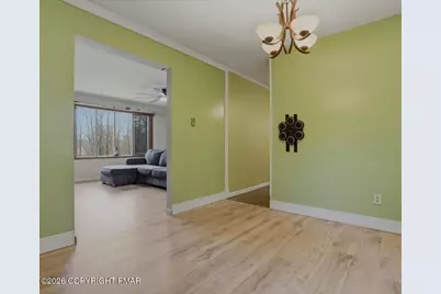  239 Sundance Road, Effort, PA 18330 - Photo 8