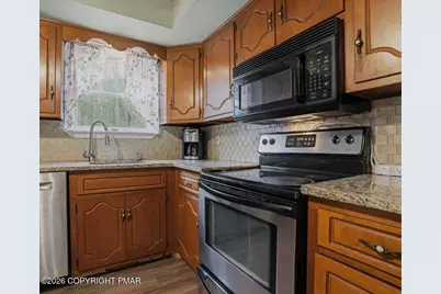  239 Sundance Road, Effort, PA 18330 - Photo 12