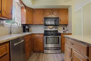 239 Sundance Rd, Effort, PA 18330 - Photo 14