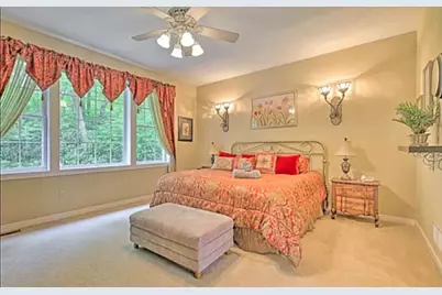  554 Pinecrest Drive, Pocono Pines, PA 18350 - Photo 22