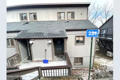  221 Cross Country Lane, Tannersville, PA 18372 - Photo 1