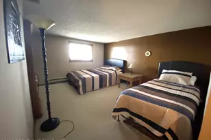 221 Cross Country Ln, Tannersville, PA 18372 - Photo 32