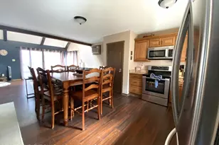 221 Cross Country Ln, Tannersville, PA 18372 - Photo 4