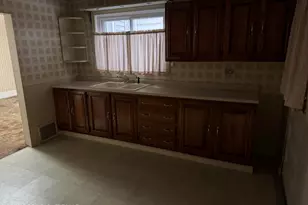 212 N Sumner Ave, Scranton, PA 18504 - Photo 8