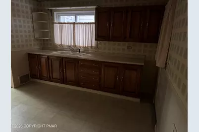  212 N Sumner Avenue, Scranton, PA 18504 - Photo 14